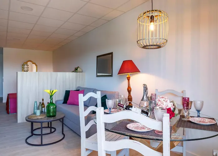 Luxury Singular Apartments Orange