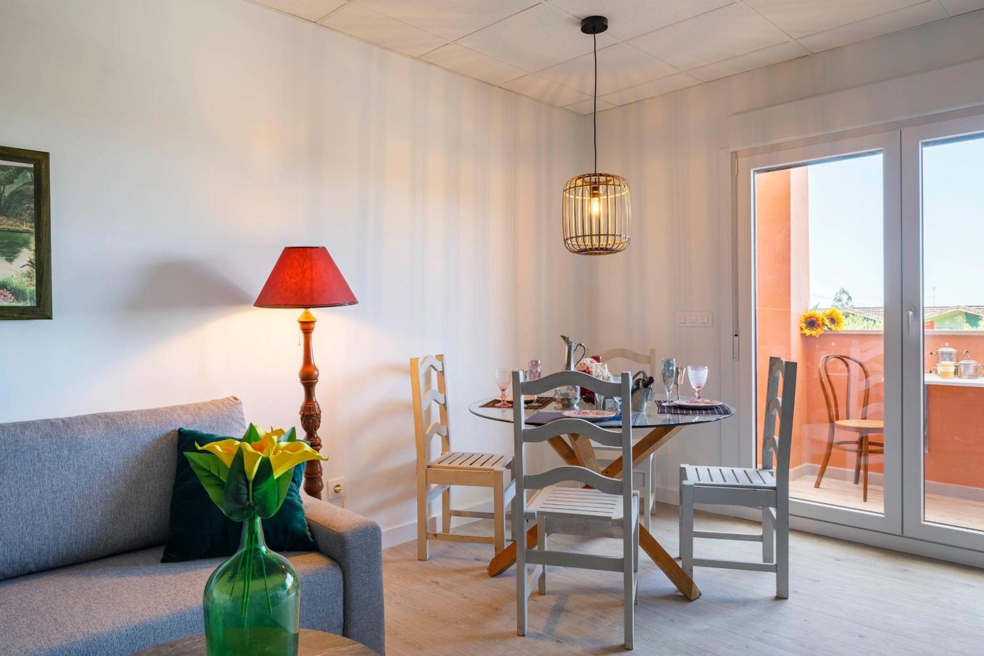 Luxury Singular Orange Saint-Jacques-de-Compostelle