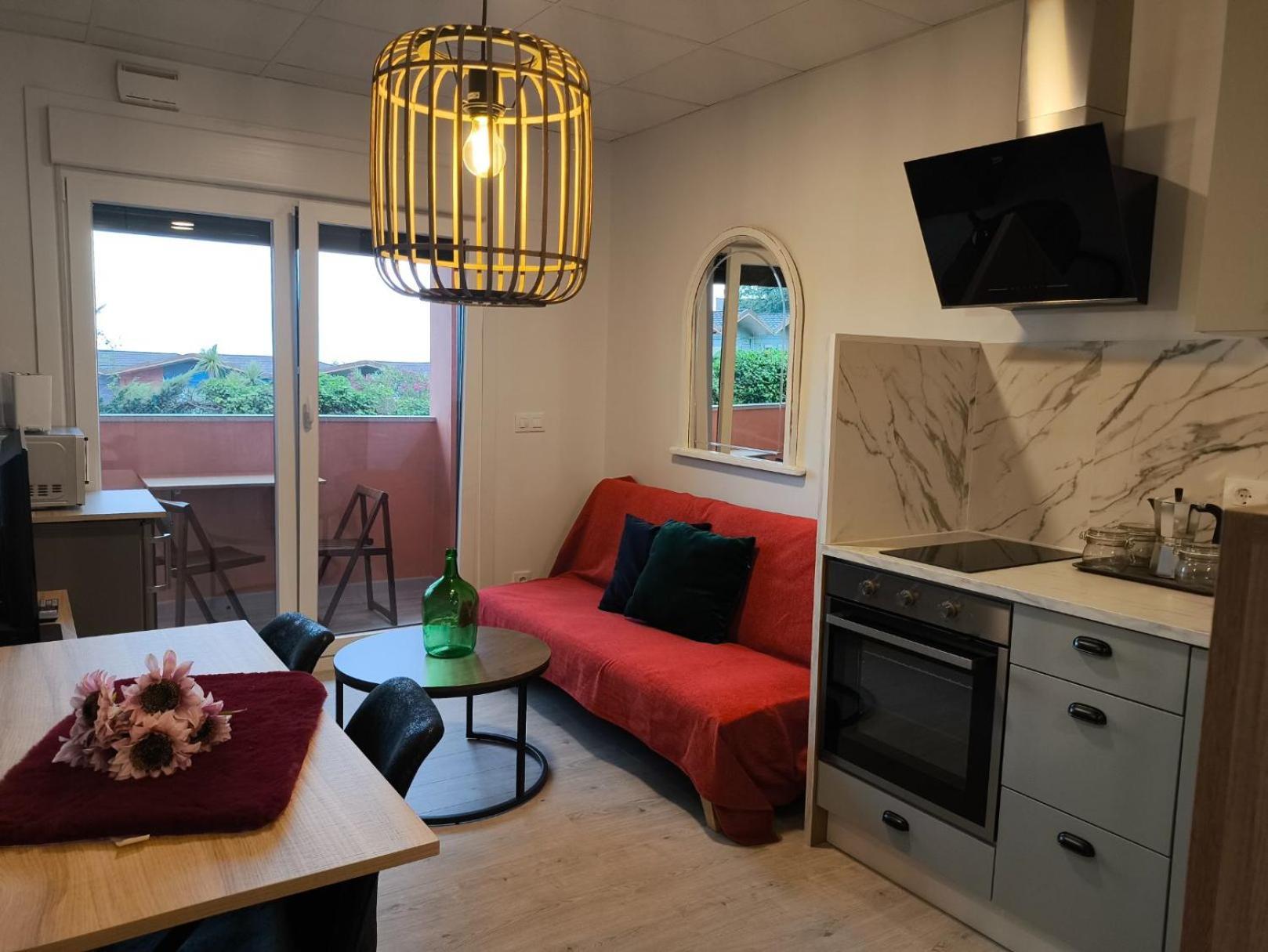Luxury Singular Orange Apartment